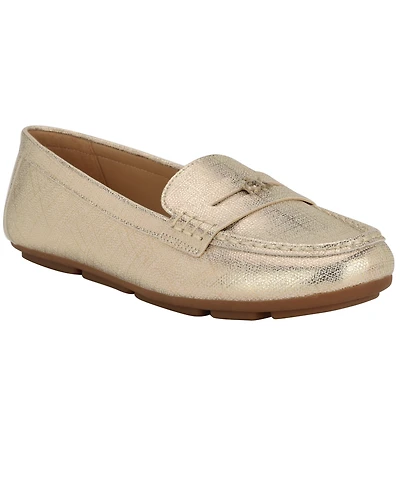 Calvin Klein Women's Lassa Slip-On Loafer Flats