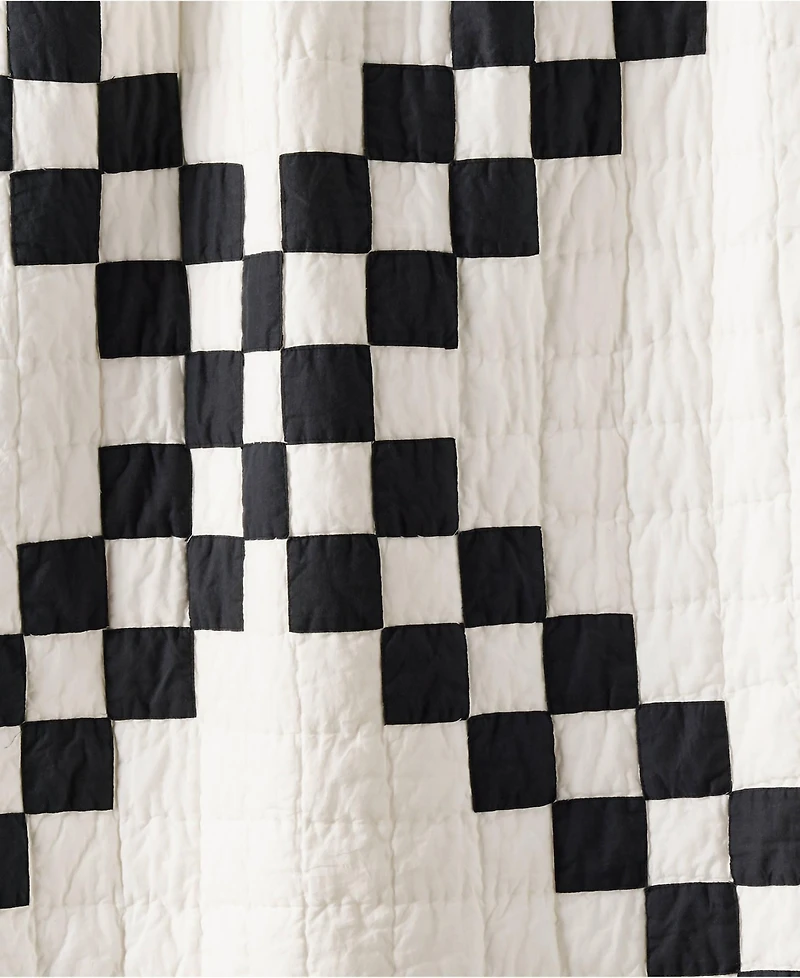 Lands' End Irish Chain Quilt