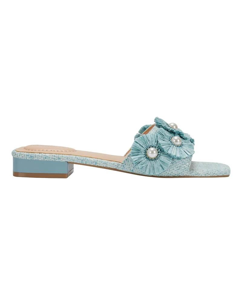 Bandolino Women's Marcell Flower Raffia Flat Slide Sandals