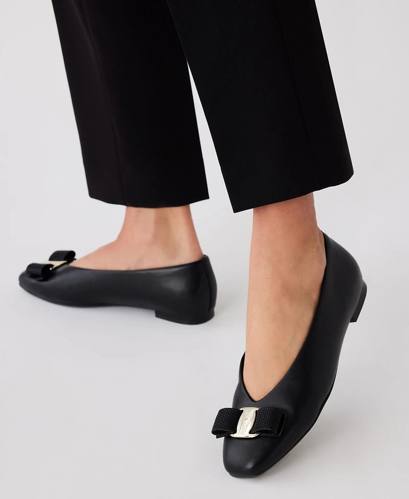 Anne Klein Women's Willow Bow Detail Round Toe Ballet Flats