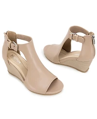 Kenneth Cole Reaction Women's Gracie Wedge Sandals