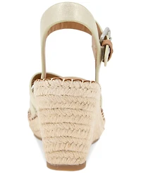 Gentle Souls Women's Caspain Wedge Sandals