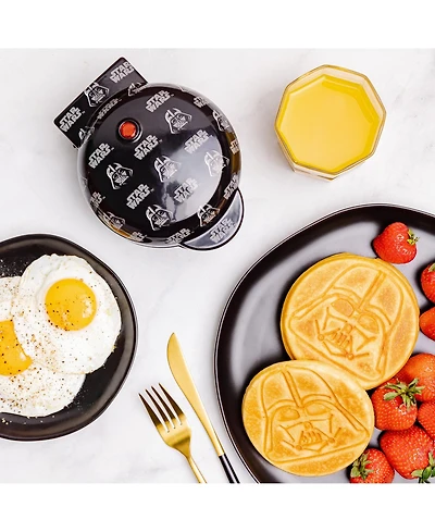 Uncanny Brands Star Wars Mini Darth Vader Waffle Maker