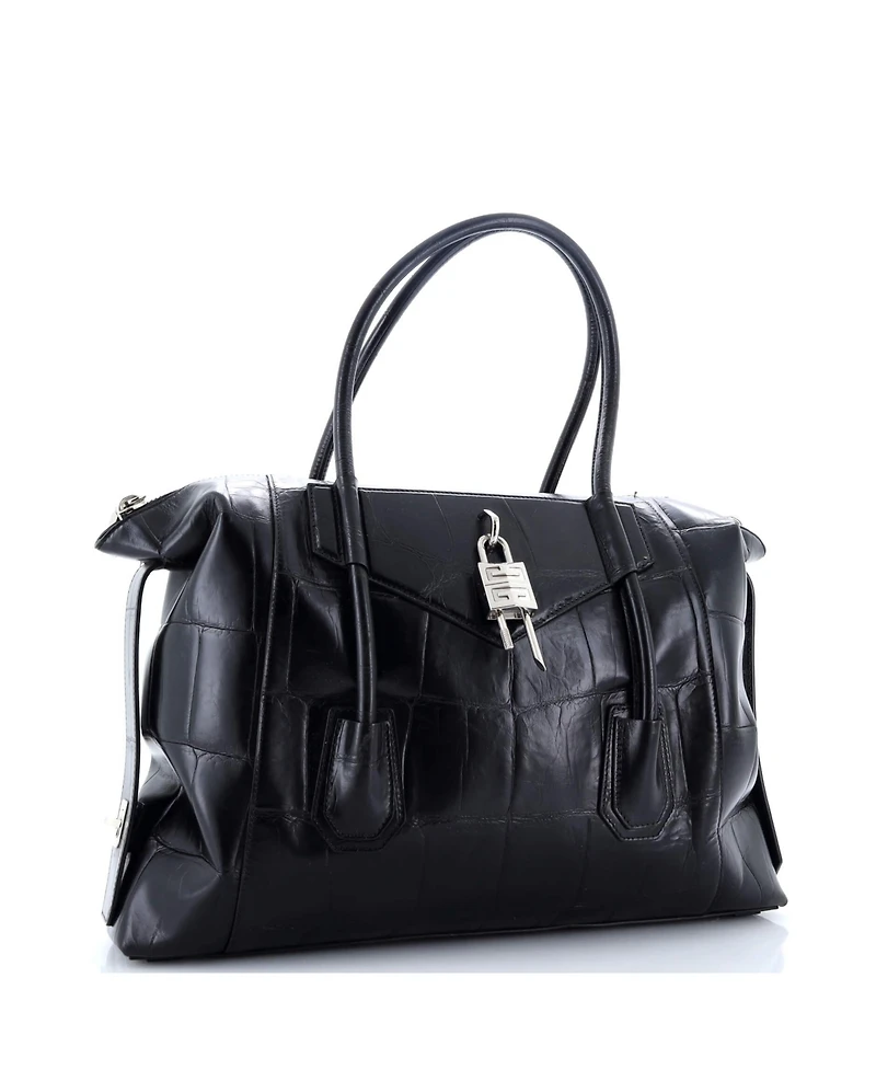 Pre-Owned Givenchy Medium Antigona Soft Lock Bag Embossed Leather