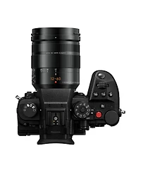 Panasonic Lumix GH7 Mirrorless Camera with Lumix G Leica Dg Vario-Elmarit 12-60mm f/2.8-4.0 Lens