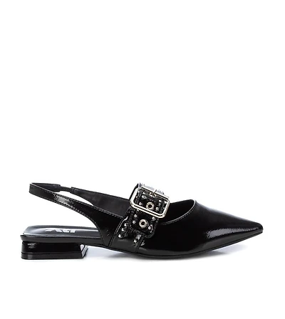 Xti Women's Wide Bucke Flats