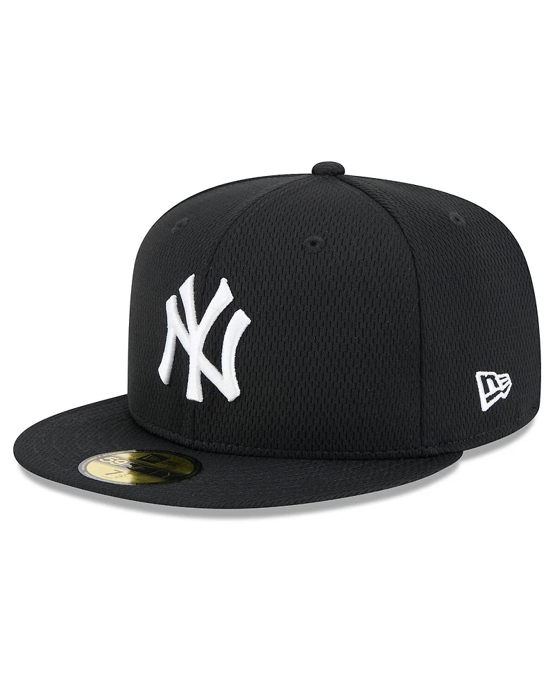 New Era Men's Black New York Yankees 2025 Mlb Clubhouse 59FIFTY Fitted Hat