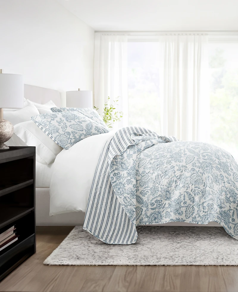 ienjoy Home Jacobean and Stripe Reversible 3-Pc. Lightweight Quilt Set