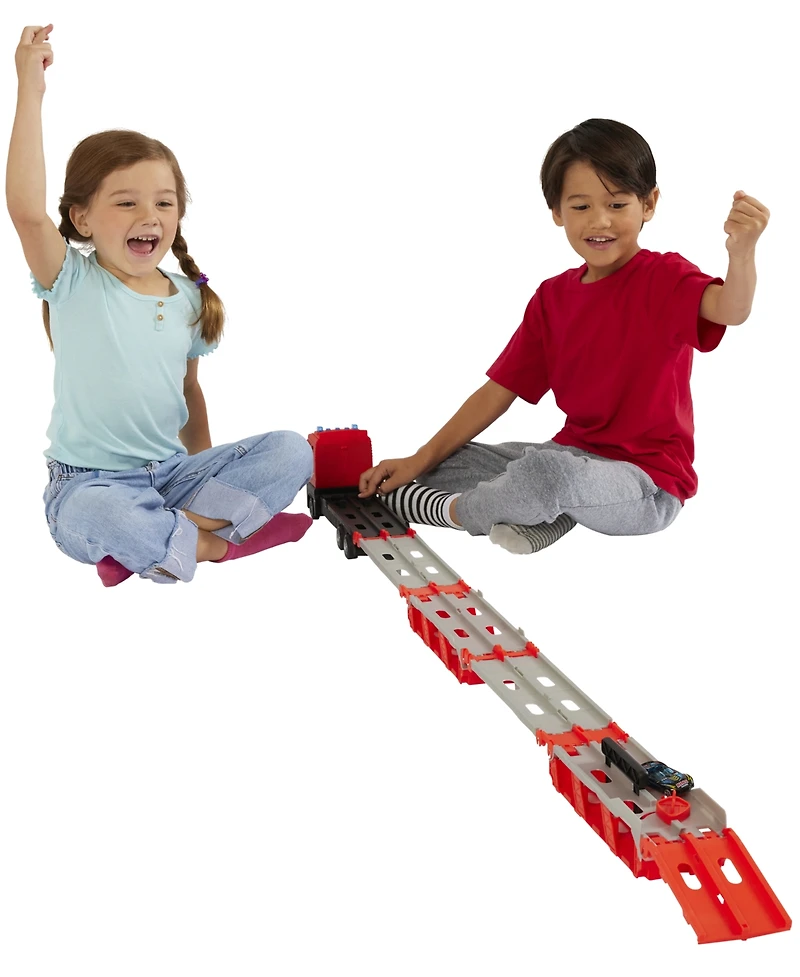 Fast Lane Expand and Play Car Carrier