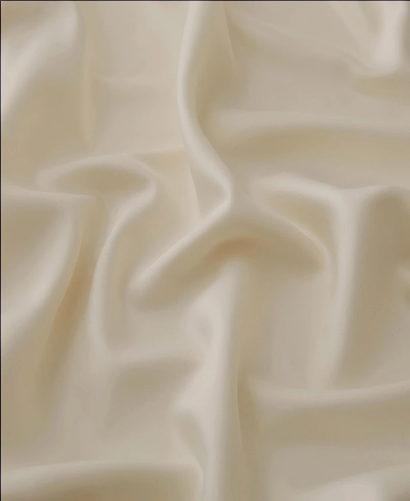 Unikome Soft Silky All Season Down Alternative Comforter