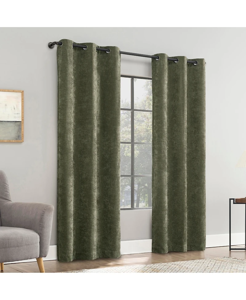 Isidora Velvet Magnetic Closure 100% Blackout Grommet Curtain Panel