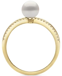 Belle de Mer Cultured Freshwater Pearl (6mm) & Diamond (1/10 ct. t.w.) Chevron Ring in 10k Gold