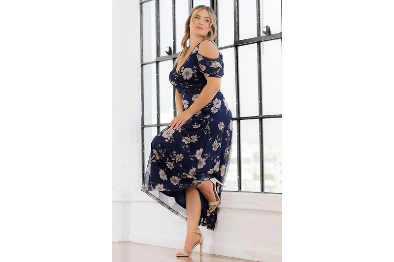 Kiyonna Plus Seraphina Mesh Gown
