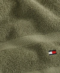 Tommy Hilfiger Home Modern American Solid Cotton Washcloth, 13" x