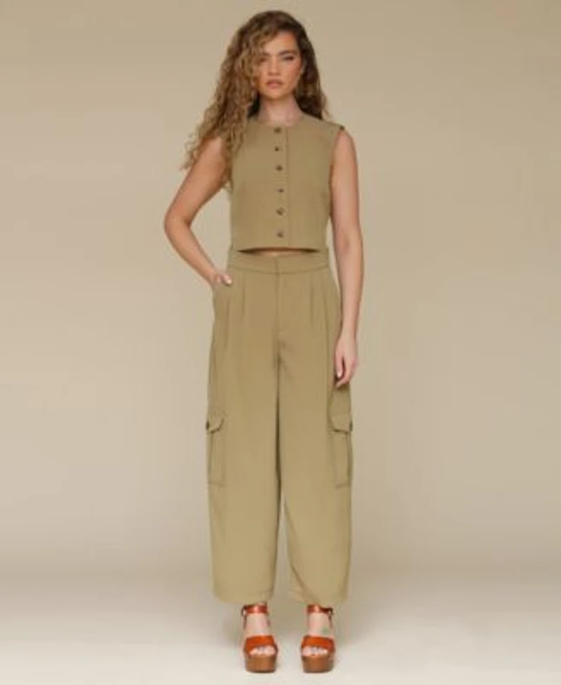 Avec Les Filles Womens Cropped Boxy Vest Barrel Leg Cargo Pants