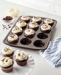 Circulon Symmetry Nonstick Chocolate Brown 12-Cup Muffin Pan