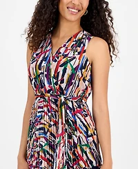 Sandra Darren Petite Printed Pleated Chiffon Maxi Dress