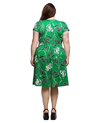 24seven Comfort Apparel Plus Cap Sleeve V-Neck Knee Length Pocket Dress
