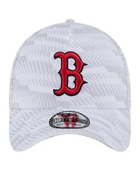 New Era Men's White Boston Red Sox Graded 39THIRTY Stretch Fit Hat