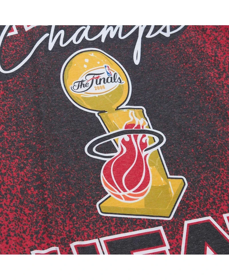 Mitchell & Ness Men's Red Miami Heat Hardwood Classics 2006 Nba s Champ City T-Shirt