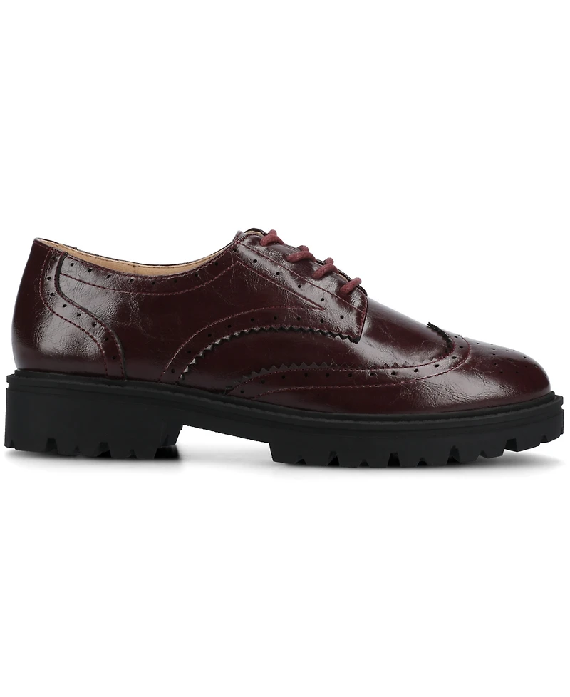 Journee Collection Women's Claudiya Almond Toe Flats