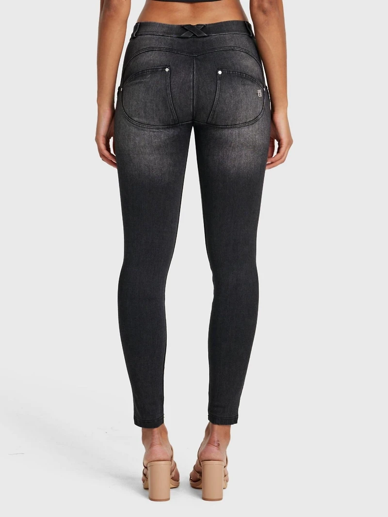 Freddy Women's Mid-Rise Snug Sculpting Skinny Jeans