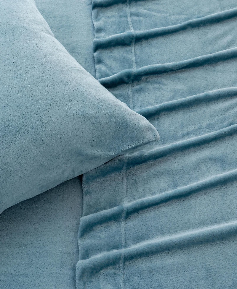 Linery & Co. Ultra-Soft Velvet Plush Solid Sheet Set