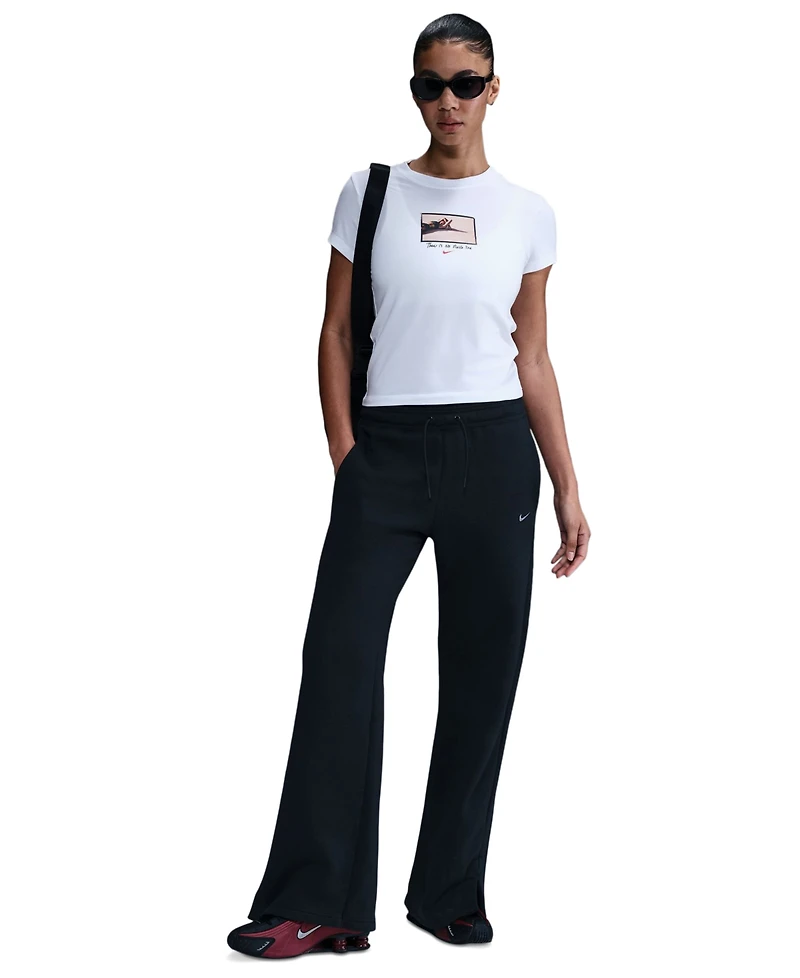 Nike Sportswear Women's Chill Knit Graphic Cropped T-Shirt