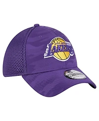 New Era Men's Purple Los Angeles Lakers Subtle Camo 39THIRTY Flex Hat