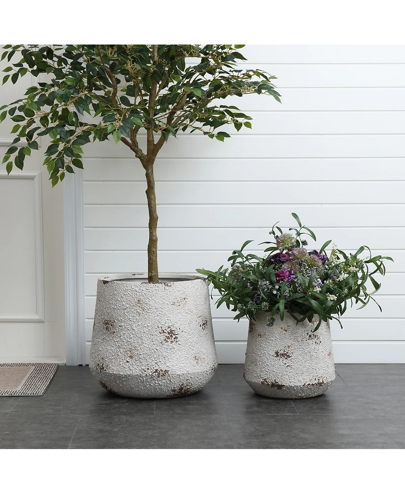 LuxenHome Rustic Off White with Brown Accents 15.6-Inch Tall Round MgO Planter