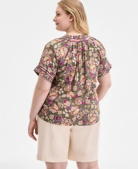 Democracy Trendy Plus Pleated Collar Piping-Trim Shirt