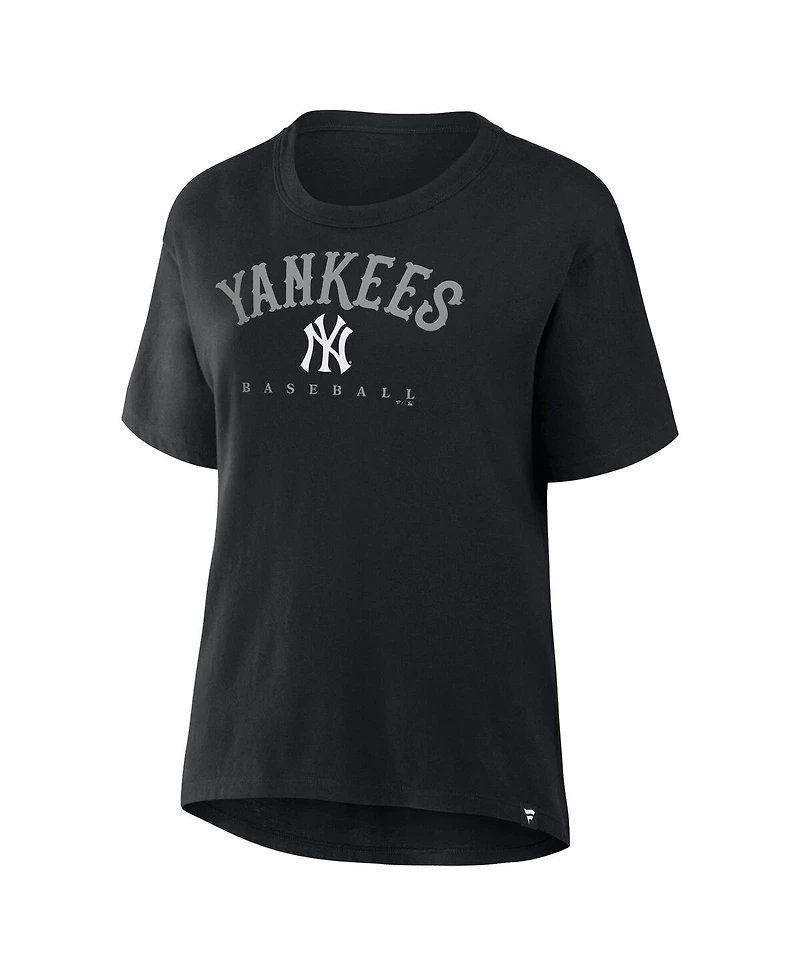 Fanatics Women's Black New York Yankees Home Run Legacy T-Shirt