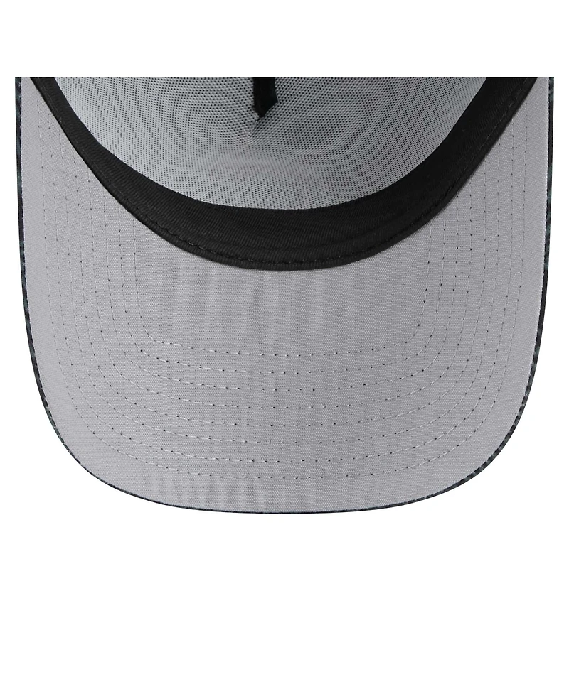 New Era Men's Black Chicago Cubs 9FORTY A-Frame Trucker Adjustable Hat
