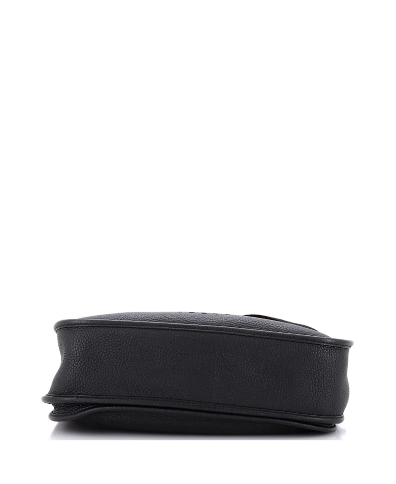 Pre-Owned Hermes Gm Evelyne Bag Gen Iii Clemence
