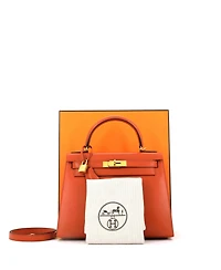 Pre-Owned Hermes Kelly 28 Handbag Orange Tadelakt with Gold Hardware
