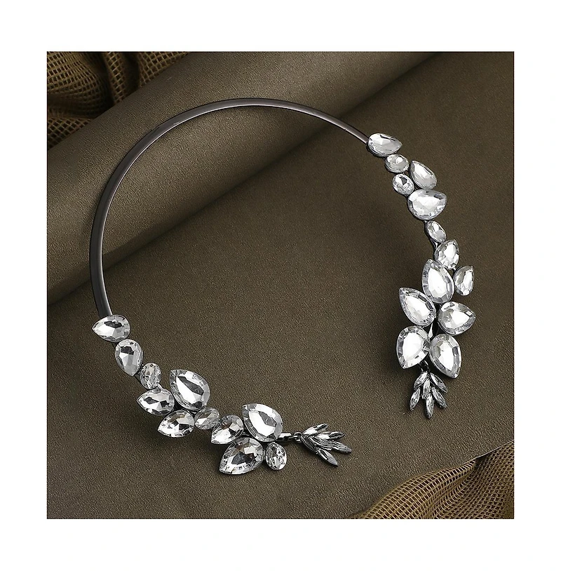 Sohi Rhinestone Collar Necklace