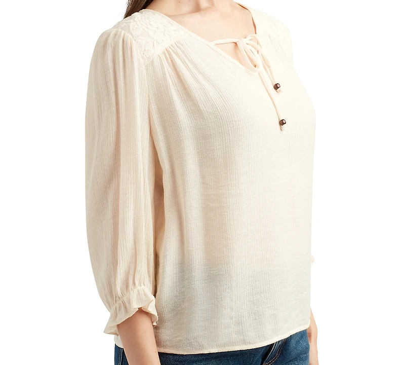 Bcx Juniors' Lace-Trim 3/4-Sleeve Peasant Top