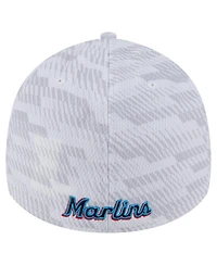 New Era Men's White Miami Marlins Graded 39THIRTY Flex Hat
