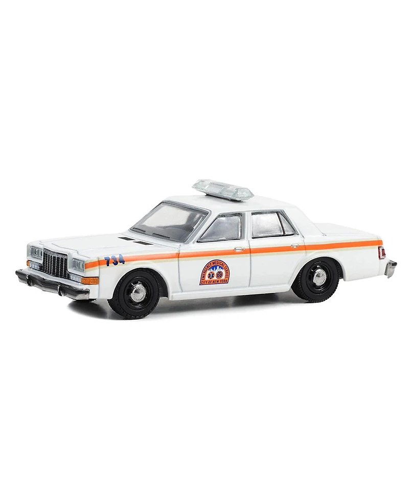1/64 1983 Dodge Diplomat, Nyc Ems First Responders, Hobby Exclusive