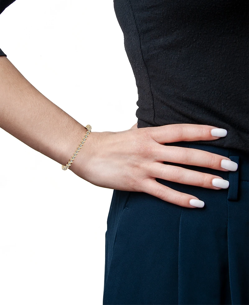Diamond Twist Bracelet (2 ct. t.w.) 14k White Gold or Yellow Gold, 7"