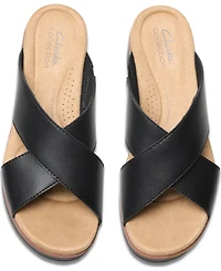 Clarks Collection Women's Wrenly Ivy Wedge Sandals