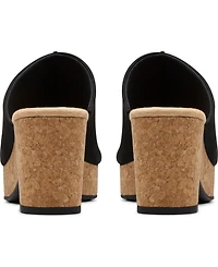 Clarks Women's Nerisa Vine Round Toe Wedge Sandals