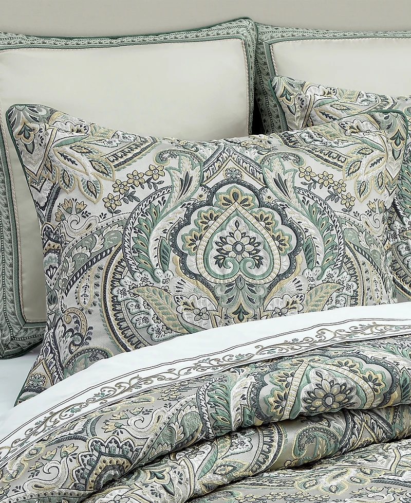 J Queen New York Nico 4-Pc. Comforter Set, Queen