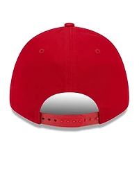New Era Men's Red Tampa Bay Buccaneers Outline 9FORTY Snapback Hat
