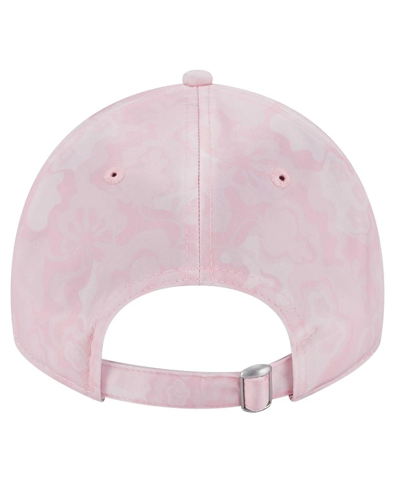 New Era Women's Light Pink Looney Tunes 9TWENTY Tweety Bird Adjustable Hat