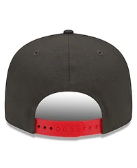 New Era Men's Pewter/Red Tampa Bay Buccaneers 50th Anniversary Side Patch 9FIFTY Snapback Hat