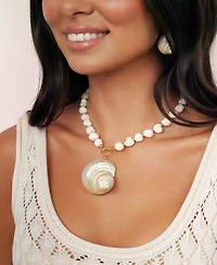 Ettika Sunken Treasure Shell Pendant Necklace