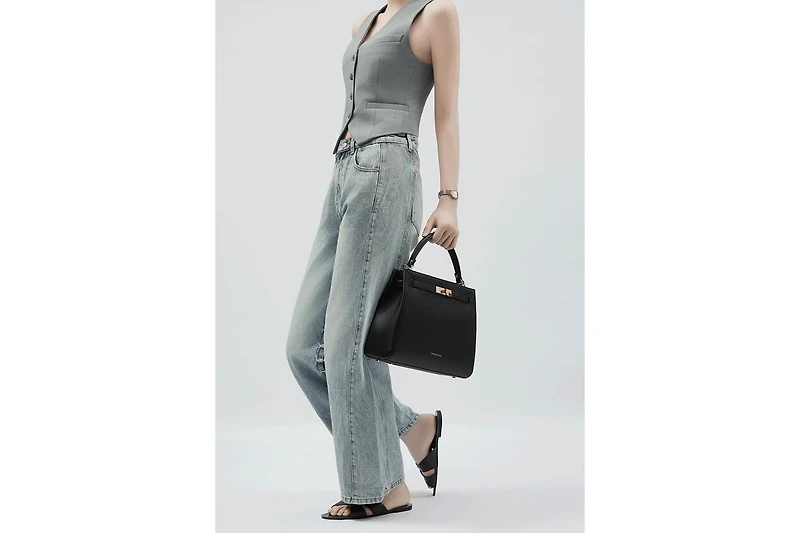 New-Victoria Women Satchel & Victoria Hyde Medium Handbag