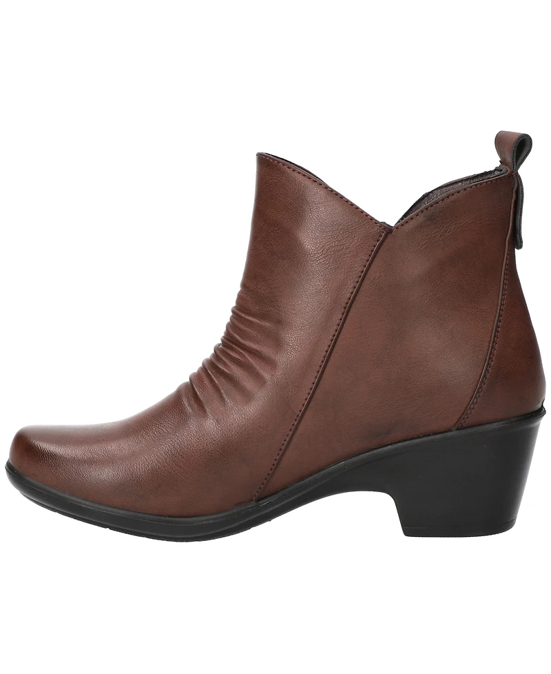Easy Street Women's Jeanie Ankle Zipper Boots