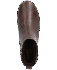 Easy Street Women's Wyatt Chelsea Boots